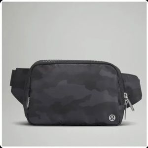 NWT Lululemon Everywhere Belt Bag Large/2L